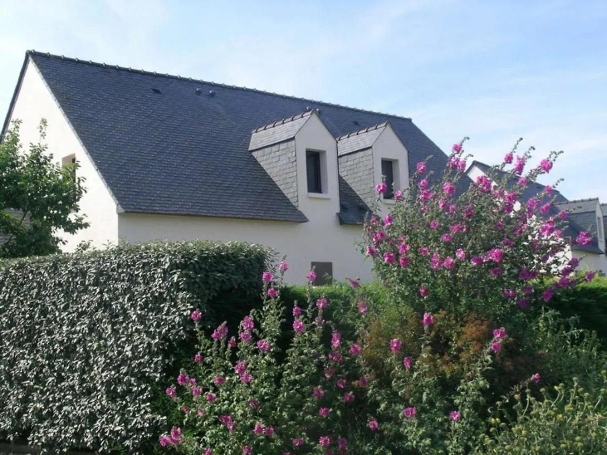 Maisonnette A Erdeven - 3 Pieces - 26 M² - Piscine - Proche Plage De Kerhilio - Fr-1-479-48 Villa Holiday home